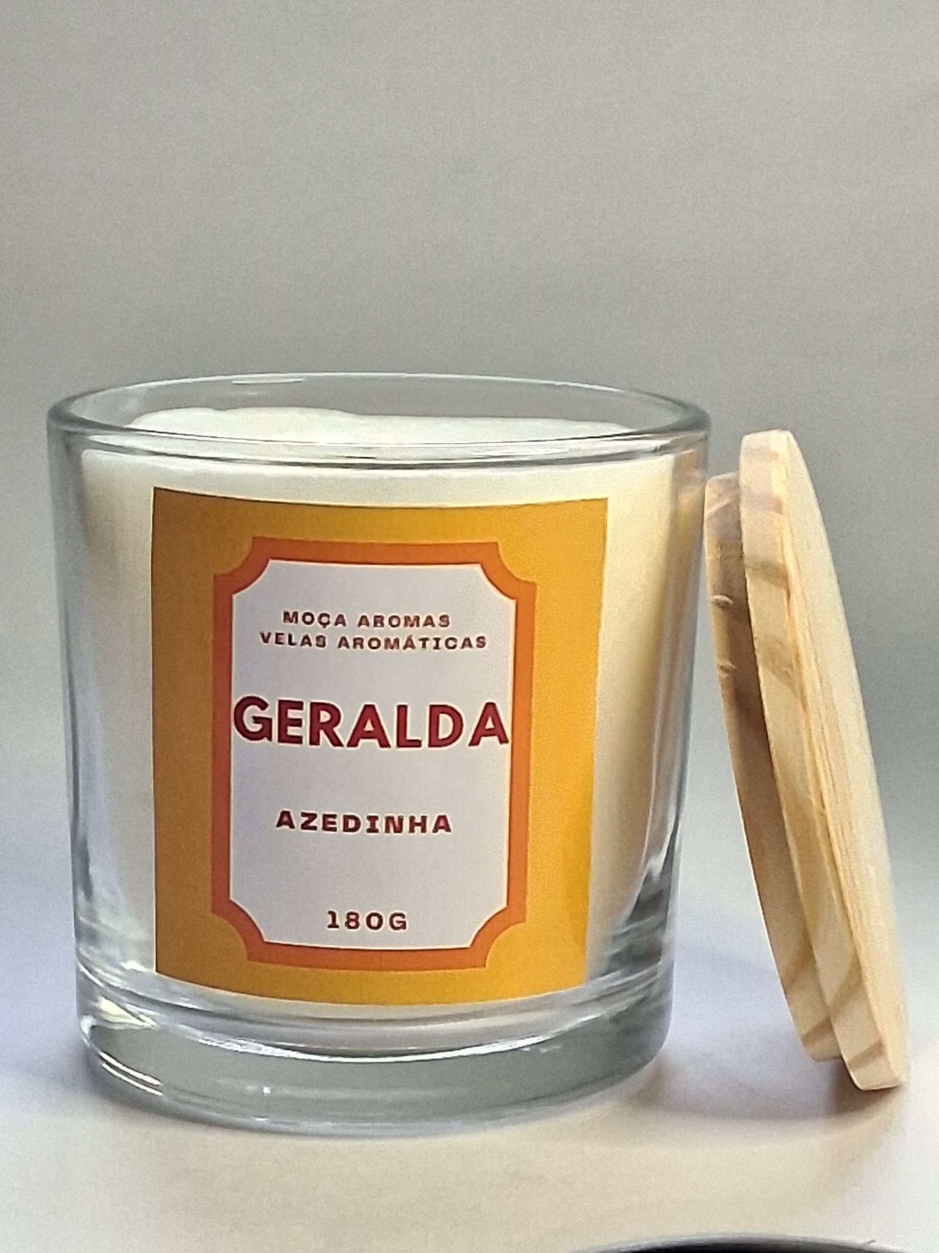 Geralda MOÇA AROMAS - Vela Aromática perfumada 180G. CÍTRICO DIVERTIDO. Cera 100% vegetal, essências livres de ftalatos e parabenos, pavio 100% algodão. - Imagem 2